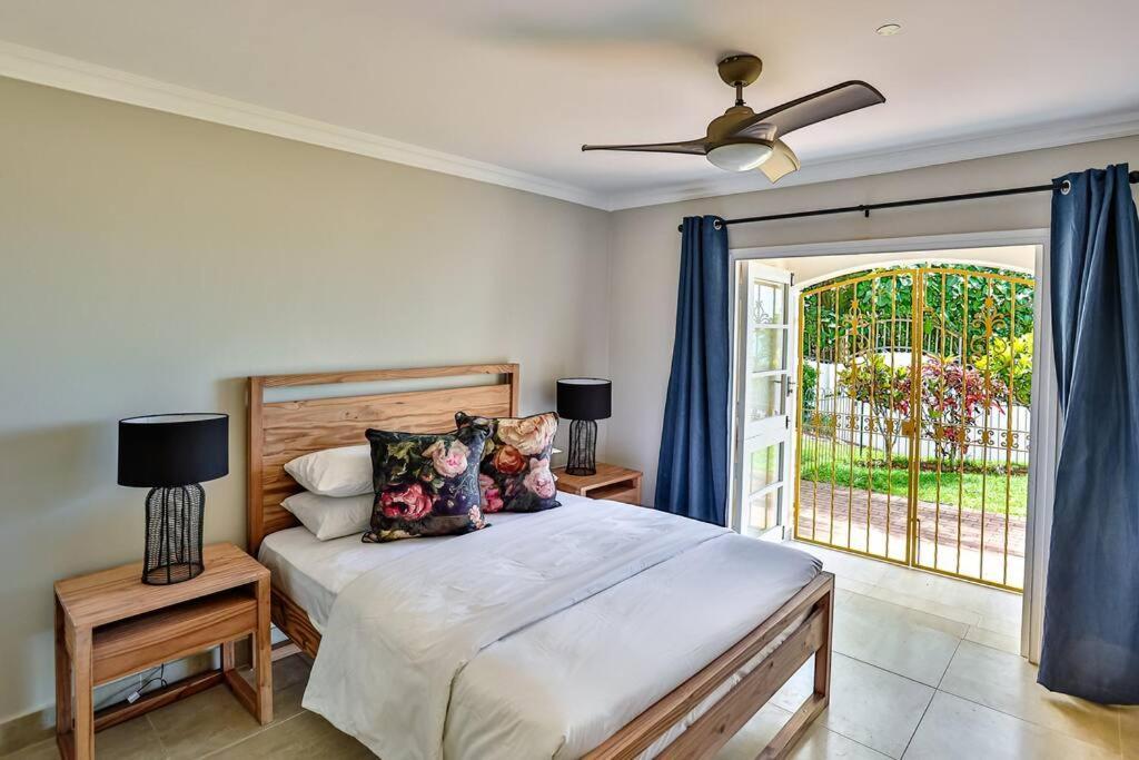 Apartamento Large Sea View, Walk To Eateries, Loadshed Free Ballito Exterior foto